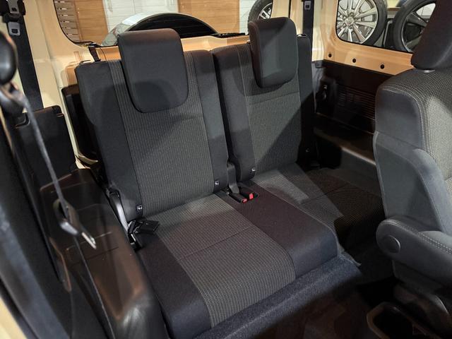 ジムニー XC 8インチナビTV DVD ブルートゥース USB ETC フロントグリル マフラー 16AW ステン背面タイヤカバー LEDヘッドライト シートヒーター ターボ クルーズコントロール 衝突被害軽減(30枚目)