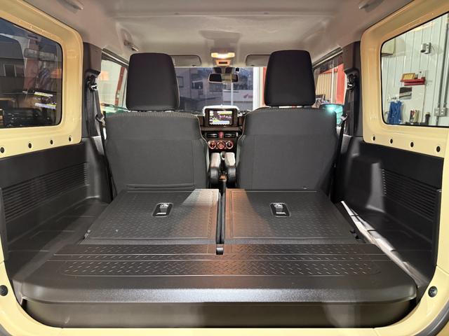 ジムニー XC 8インチナビTV DVD ブルートゥース USB ETC フロントグリル マフラー 16AW ステン背面タイヤカバー LEDヘッドライト シートヒーター ターボ クルーズコントロール 衝突被害軽減(32枚目)