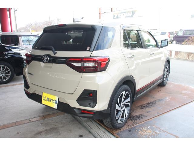 ライズ Z 9インチディスプレーオーディオ バックカメラ ETC 前後ドライブレコーダー 本革風シートカバー スマートキー ワンオーナー(6枚目)