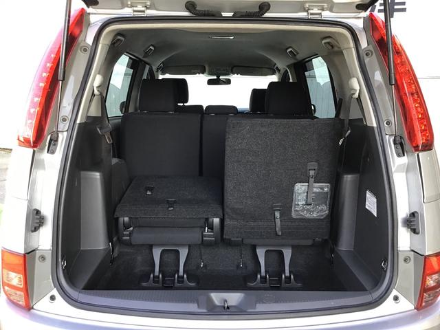 プラタナ ウェルキャブ リフトアップシート装着車 バックカメラ 両側スライド左側電動 革巻ステアリング ナビ付 ウォークスルー 電格ウインカーミラー 3列シート オートライト(63枚目)