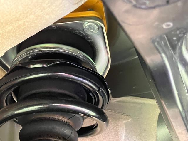 アトレー ＲＳ　４０ｍｍリフトアップキット　ブッシュバー　ＲＳＲラテラルロッド　純正ディスプレイオーディオ　オープンカントリーホワイトレター　リアショートバンパー　丸目テール　オーバーフェンダー　両側パワスラ（47枚目）