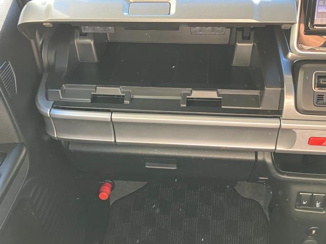 スペーシアギア ハイブリッドＸＺ　ナビ　全方位カメラ　ドラレコ　ＥＴＣ　シートヒーター　スマートキー　両側電動スライドドア　　ステアリングスイッチ　シートリフター　チルトステアリング　ベンチシート　フォグランプ　オートエアコン（40枚目）