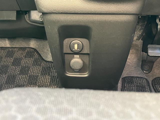 スペーシアギア ハイブリッドＸＺ　ナビ　全方位カメラ　ドラレコ　ＥＴＣ　シートヒーター　スマートキー　両側電動スライドドア　　ステアリングスイッチ　シートリフター　チルトステアリング　ベンチシート　フォグランプ　オートエアコン（42枚目）