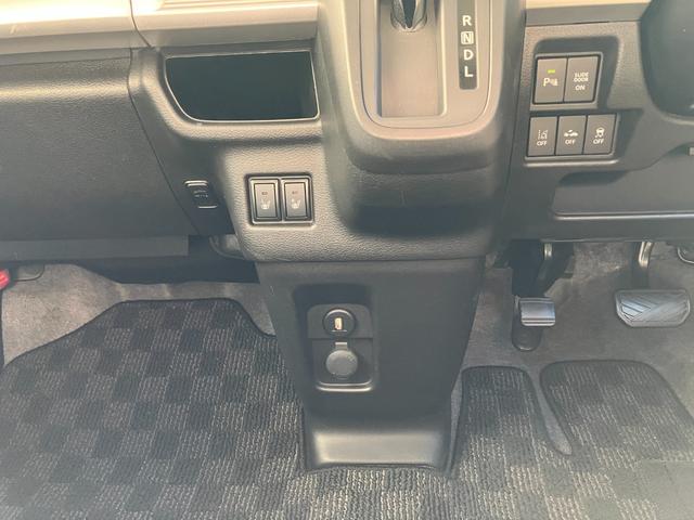 スペーシアギア ハイブリッドＸＺ　ナビ　全方位カメラ　ドラレコ　ＥＴＣ　シートヒーター　スマートキー　両側電動スライドドア　　ステアリングスイッチ　シートリフター　チルトステアリング　ベンチシート　フォグランプ　オートエアコン（46枚目）