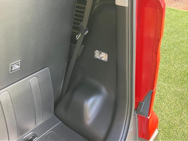 スペーシアギア ハイブリッドＸＺ　ナビ　全方位カメラ　ドラレコ　ＥＴＣ　シートヒーター　スマートキー　両側電動スライドドア　　ステアリングスイッチ　シートリフター　チルトステアリング　ベンチシート　フォグランプ　オートエアコン（65枚目）