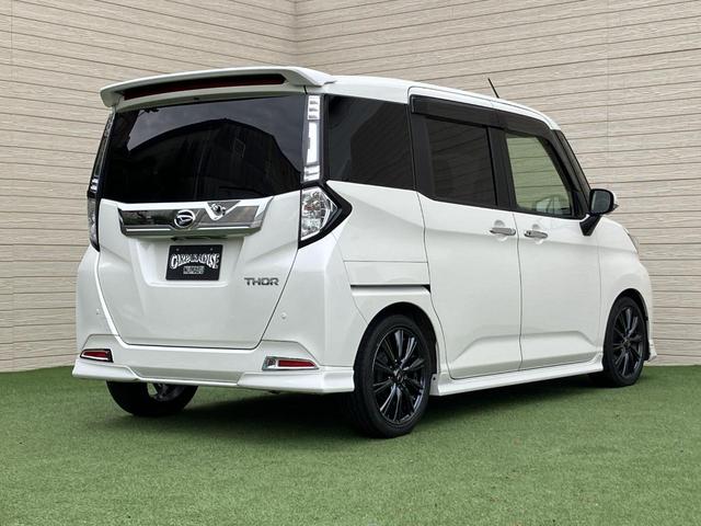 トール カスタムＧ　ターボ　ＳＡＩＩ　全方位カメラ　ターボ車　両側電動スライドドア　アイドリングストップ　ＥＴＣ　チルトステアリング　アクセサリーソケット　社外アルミホイール　ＴＶコントロールキット　センターコンソール　フォグランプ（2枚目）