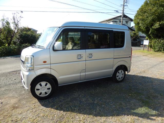 エブリイワゴン ＪＰ　ハイル〜フ！インパネオートマ　快適ＣＤ　ラクラクキーレス（4枚目）