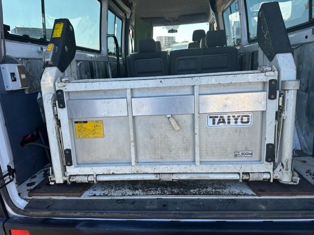 トランスポーターＴ１Ｎ ３１２Ｄ　車椅子移動車登録、　排ガス規制適合車　トヨタ製リフト　社外シート（32枚目）