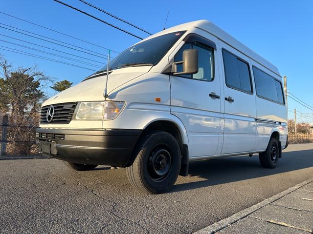 トランスポーター ホワイト系(白)の中古車を探すなら【グー トランスポーター ホワイト系(白)の中古車を探すなら【グー