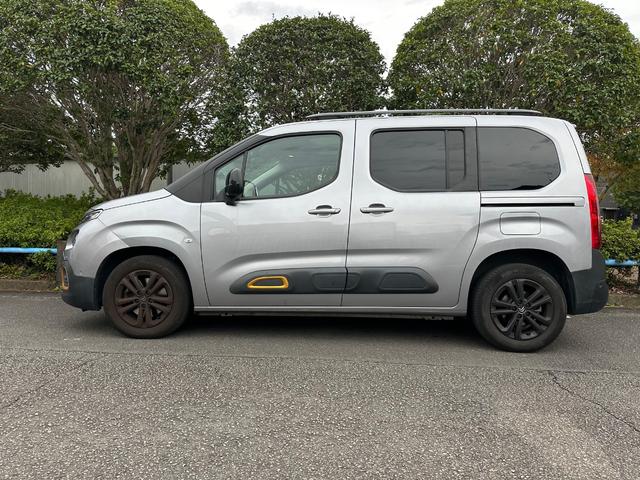 ベルランゴ サーフエディション・バイ・リップカール(12枚目)