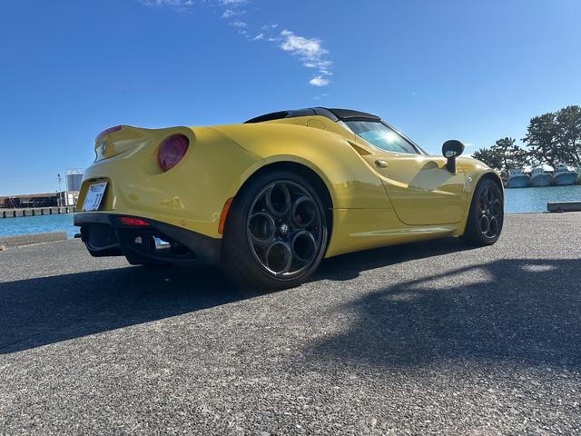 ４Ｃスパイダー ベースグレード（74枚目）