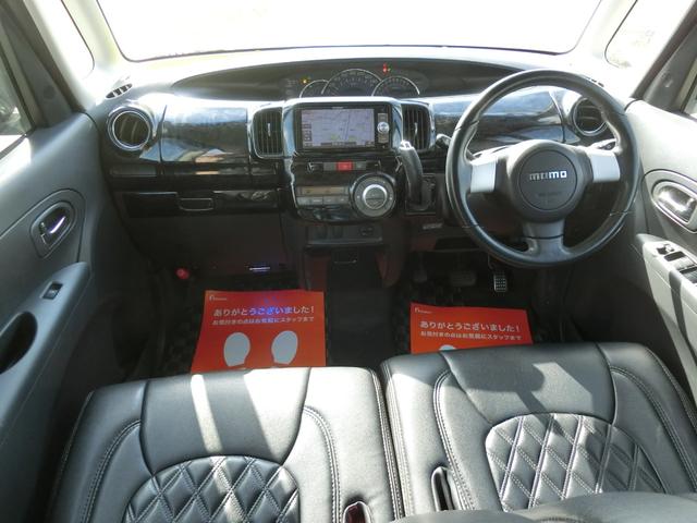 タント カスタムＲＳ　ターボ　電動スライドドア　ナビＤＴＶ　ブルートゥース　バックカメラ　ＥＴＣ　スマートキー　ヘッドアップコンソール　ＨＩＤ（7枚目）