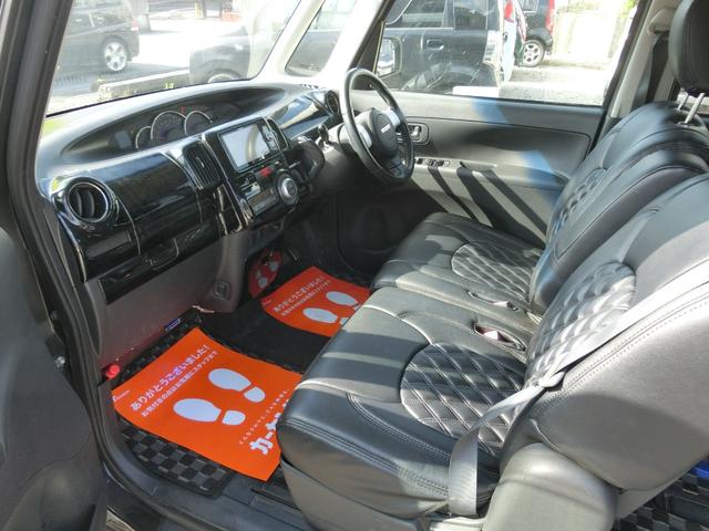 タント カスタムＲＳ　ターボ　電動スライドドア　ナビＤＴＶ　ブルートゥース　バックカメラ　ＥＴＣ　スマートキー　ヘッドアップコンソール　ＨＩＤ（8枚目）