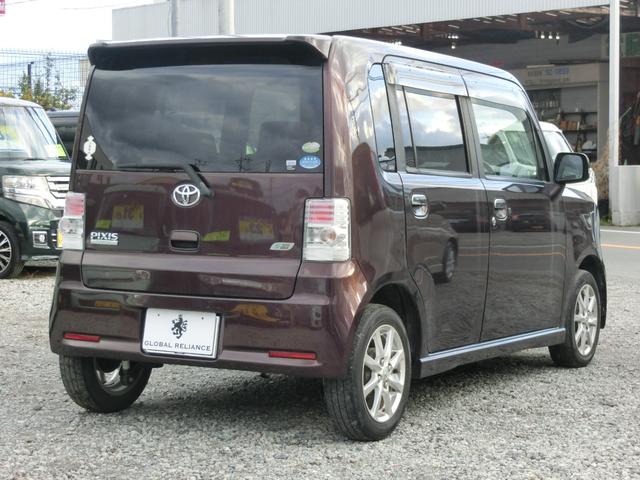 ピクシススペース カスタム　Ｇ　後期型　アイドリングストップ　ナビＤＴＶ（4枚目）