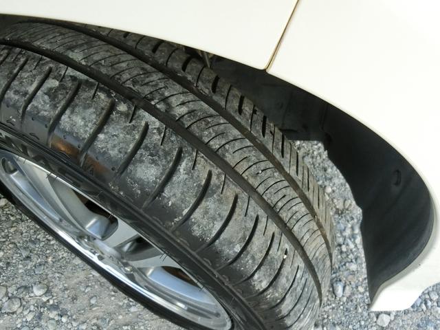 Ｎ－ＢＯＸカスタム Ｇ・Ｌパッケージ　電動スライドドア　アイドリングストップ　ナビＤＴＶ　ＥＴＣ　スマートキー　プッシュスタート　ＨＩＤ（22枚目）