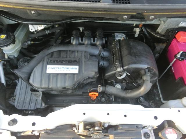 Ｎ－ＢＯＸ Ｇ・Ｌパッケージ　アイドリングストップ　電動スライドドア　ナビＤＴＶ　スマートキー　プッシュスタート（22枚目）