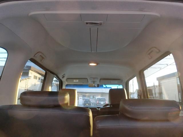 タント カスタムＲＳ　後期型　ターボ　アイドリングストップ　電動スライドドア　ビッグナビＤＴＶ　ブルートゥース　ＥＴＣ　スマートキー（12枚目）