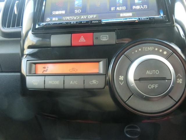 タント カスタムＲＳ　後期型　ターボ　アイドリングストップ　電動スライドドア　ビッグナビＤＴＶ　ブルートゥース　ＥＴＣ　スマートキー（18枚目）