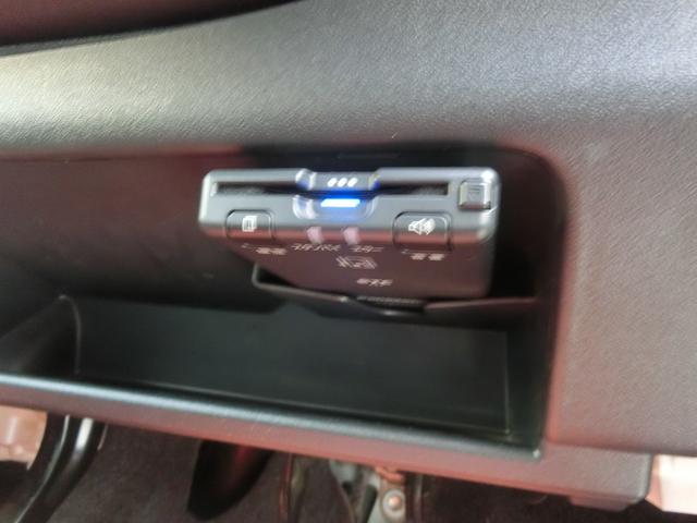 タント カスタムＲＳ　後期型　ターボ　アイドリングストップ　電動スライドドア　ビッグナビＤＴＶ　ブルートゥース　ＥＴＣ　スマートキー（20枚目）