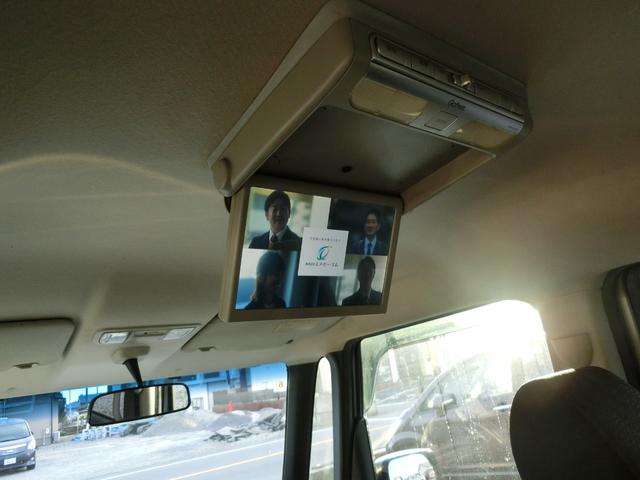 Ｎ－ＢＯＸカスタム Ｇ・Ｌパッケージ　アイドリングストップ　フリップダウンモニター　ナビＤＴＶ　ブルートゥース　バックカメラ　スマートキー　プッシュスタート　ＨＩＤ（12枚目）