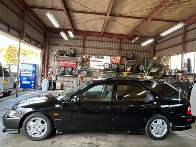アコードワゴン ＳｉＲ　走行１７，５００Ｋｍ　ワンオーナー　ＤＯＨＣ　ＶＴＥＣ　Ｈ２２Ａエンジン　サンルーフ　ＳＩＲ専用純正アルミホイール　純正オプション品　ＵＳ　ホンダオブアメリカ　ＵＳＤＭ（7枚目）