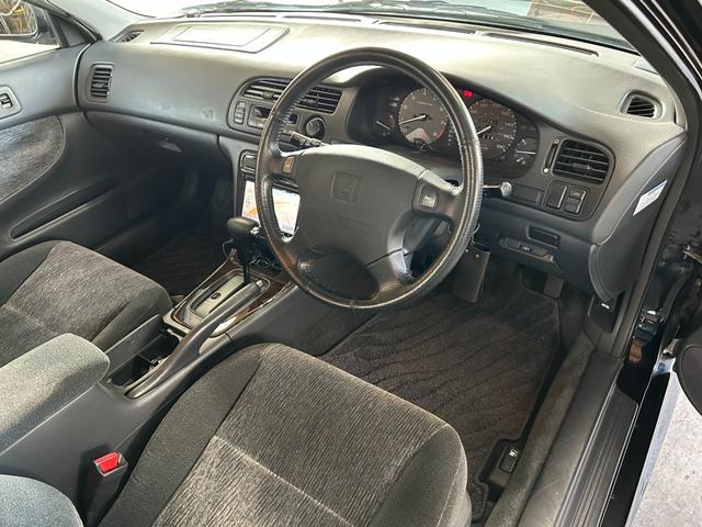 アコードワゴン ＳｉＲ　走行１７，５００Ｋｍ　ワンオーナー　ＤＯＨＣ　ＶＴＥＣ　Ｈ２２Ａエンジン　サンルーフ　ＳＩＲ専用純正アルミホイール　純正オプション品　ＵＳ　ホンダオブアメリカ　ＵＳＤＭ（10枚目）