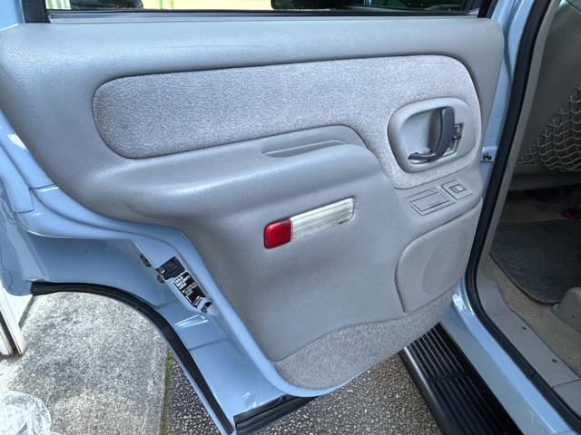 シボレータホ LT 99モデル 4WD ナローボディ フロントジャンプシート付(ベンチシート) メッキ フロント&リアバンパー新品 サイドモール新品 1ナンバー 4人乗り NOX適合 全国登録O.K ETC ナビ(18枚目)