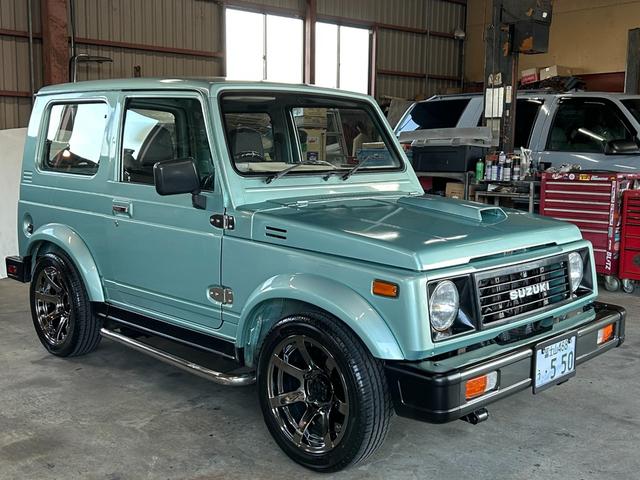 ジムニー 　ＵＳ　サムライ仕様　ローライダー　ＳＡＭＵＲＡＩ　ＬＯＷＲＩＤＥＲ　仕様　エアコンオーバーホール済み　内外装仕上げ済み　ローダウン　８０’ｓ　９０’ｓ　トラッキン　Ｌ．Ａスタイル（2枚目）