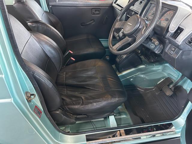 ジムニー 　ＵＳ　サムライ仕様　ローライダー　ＳＡＭＵＲＡＩ　ＬＯＷＲＩＤＥＲ　仕様　エアコンオーバーホール済み　内外装仕上げ済み　ローダウン　８０’ｓ　９０’ｓ　トラッキン　Ｌ．Ａスタイル（10枚目）