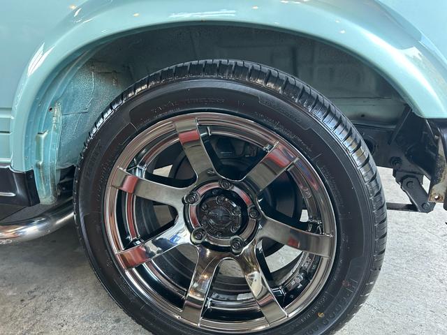 ジムニー 　ＵＳ　サムライ仕様　ローライダー　ＳＡＭＵＲＡＩ　ＬＯＷＲＩＤＥＲ　仕様　エアコンオーバーホール済み　内外装仕上げ済み　ローダウン　８０’ｓ　９０’ｓ　トラッキン　Ｌ．Ａスタイル（34枚目）