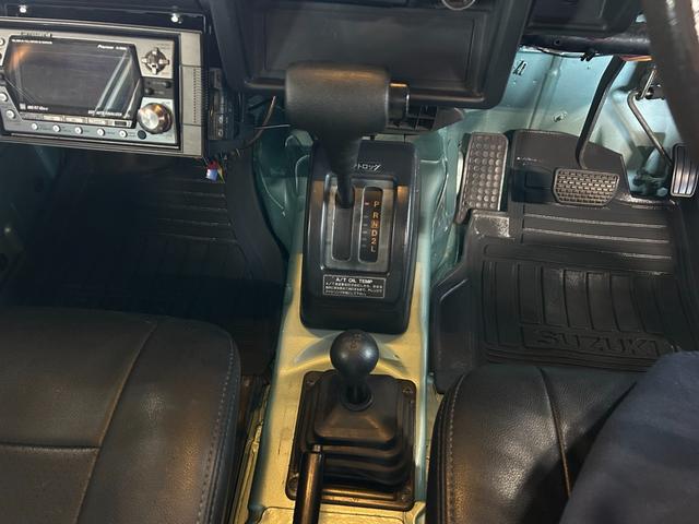 ジムニー 　ＵＳ　サムライ仕様　ローライダー　ＳＡＭＵＲＡＩ　ＬＯＷＲＩＤＥＲ　仕様　エアコンオーバーホール済み　内外装仕上げ済み　ローダウン　８０’ｓ　９０’ｓ　トラッキン　Ｌ．Ａスタイル（47枚目）