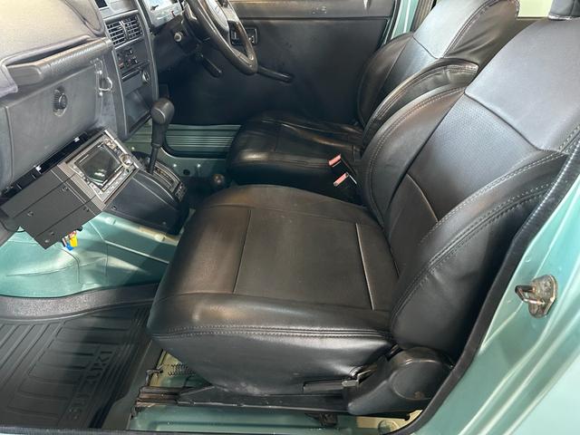 ジムニー 　ＵＳ　サムライ仕様　ローライダー　ＳＡＭＵＲＡＩ　ＬＯＷＲＩＤＥＲ　仕様　エアコンオーバーホール済み　内外装仕上げ済み　ローダウン　８０’ｓ　９０’ｓ　トラッキン　Ｌ．Ａスタイル（50枚目）