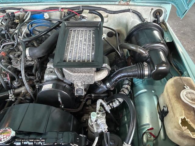 ジムニー 　ＵＳ　サムライ仕様　ローライダー　ＳＡＭＵＲＡＩ　ＬＯＷＲＩＤＥＲ　仕様　エアコンオーバーホール済み　内外装仕上げ済み　ローダウン　８０’ｓ　９０’ｓ　トラッキン　Ｌ．Ａスタイル（59枚目）