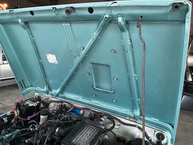 ジムニー 　ＵＳ　サムライ仕様　ローライダー　ＳＡＭＵＲＡＩ　ＬＯＷＲＩＤＥＲ　仕様　エアコンオーバーホール済み　内外装仕上げ済み　ローダウン　８０’ｓ　９０’ｓ　トラッキン　Ｌ．Ａスタイル（60枚目）