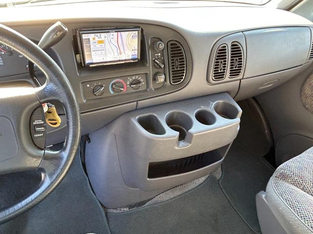 ダッジ・バン 　２０００ｙモデル　ミディアム　１ナンバー登録　５人乗り　ＮＯＸ適合　サーフバン　仕事車　遊び車（38枚目）