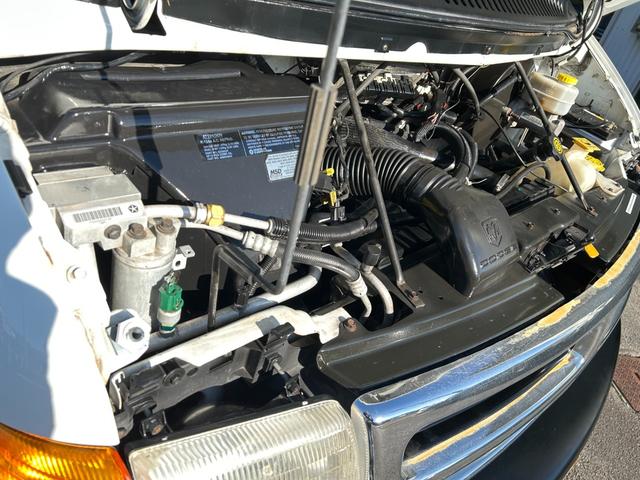 ダッジ・バン 　２０００ｙモデル　ミディアム　１ナンバー登録　５人乗り　ＮＯＸ適合　サーフバン　仕事車　遊び車（52枚目）