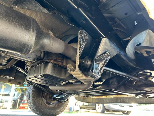 ダッジ・バン 　２０００ｙモデル　ミディアム　１ナンバー登録　５人乗り　ＮＯＸ適合　サーフバン　仕事車　遊び車（56枚目）