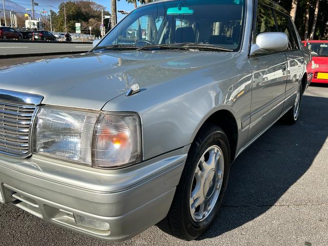 クラウン スーパーデラックス マイルドハイブリッド オリジナル車 純正カセットデッキ 旧車セダン カスタムベース シャコタンベース 昭和レトロ(12枚目)