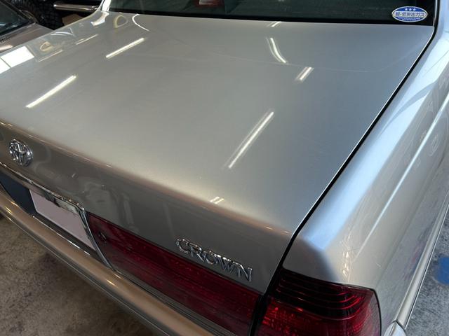 クラウン スーパーデラックス マイルドハイブリッド オリジナル車 純正カセットデッキ 旧車セダン カスタムベース シャコタンベース 昭和レトロ(41枚目)