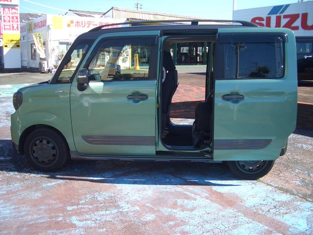 スペーシアギア ハイブリッドＸＺ　純正８インチナビ　ナビ連動ドラレコ　ＥＴＣ　ＬＥＤライト　フォグ　衝突軽減ブレーキ　プッシュスタート　両側パワースライドドア　シートヒーター　ルーフレール　リア修復歴あり（4枚目）