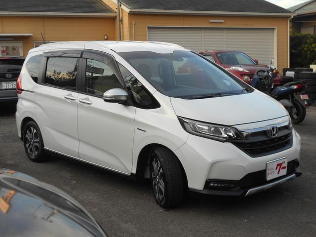 フリードハイブリッド ハイブリッド・クロスターホンダセンシング　ワンオーナー　走行４万キロ　両側電動スライドドア　アダプティブオートクルーズ　６人乗り　社外ナビフルセグＴＶバックカメラ　ＥＴＣ（10枚目）