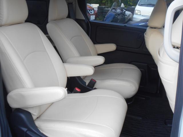 フリードハイブリッド ハイブリッド・クロスターホンダセンシング　ワンオーナー　走行４万キロ　両側電動スライドドア　アダプティブオートクルーズ　６人乗り　社外ナビフルセグＴＶバックカメラ　ＥＴＣ（15枚目）