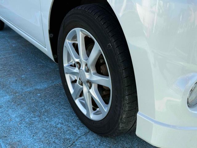 ムーヴ カスタム　Ｘ　ナビ　スマートキー　アイドリングストップ　電動格納ミラー　ベンチシート　ＣＶＴ　盗難防止システム　ＡＢＳ　ＣＤ　ＤＶＤ再生　ミュージックプレイヤー接続可　アルミホイール　衝突安全ボディ　エアコン（20枚目）