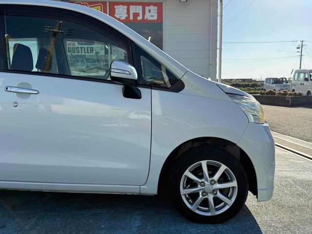 ムーヴ カスタム　Ｘ　ナビ　スマートキー　アイドリングストップ　電動格納ミラー　ベンチシート　ＣＶＴ　盗難防止システム　ＡＢＳ　ＣＤ　ＤＶＤ再生　ミュージックプレイヤー接続可　アルミホイール　衝突安全ボディ　エアコン（22枚目）