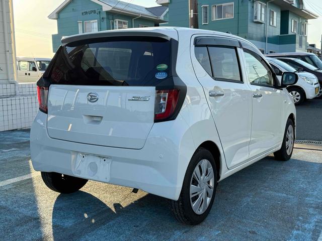 ミライース Ｘ　ＳＡＩＩＩ　クリアランスソナー　衝突被害軽減システム　オートマチックハイビーム　ＬＥＤヘッドランプ　キーレスエントリー　アイドリングストップ　電動格納ミラー　ＣＶＴ　盗難防止システム　ＡＢＳ　ＥＳＣ　ＣＤ（17枚目）