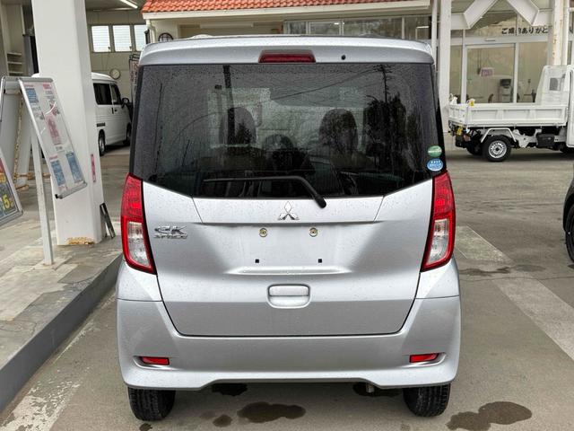 ｅＫスペース Ｅ　ＥＴＣ　両側スライドドア　ナビ　キーレスエントリー　アイドリングストップ　電動格納ミラー　ベンチシート　ＣＶＴ　ＡＢＳ　ＣＤ　ＤＶＤ再生　Ｂｌｕｅｔｏｏｔｈ　衝突安全ボディ　エアコン（17枚目）