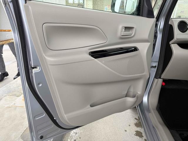 ｅＫスペース Ｅ　ＥＴＣ　両側スライドドア　ナビ　キーレスエントリー　アイドリングストップ　電動格納ミラー　ベンチシート　ＣＶＴ　ＡＢＳ　ＣＤ　ＤＶＤ再生　Ｂｌｕｅｔｏｏｔｈ　衝突安全ボディ　エアコン（30枚目）