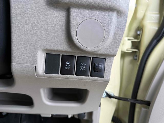 ステラ Ｌ　ドライブレコーダー　キーレスエントリー　アイドリングストップ　ベンチシート　ＣＶＴ　盗難防止システム　ＡＢＳ　ＥＳＣ　ＣＤ　ＵＳＢ　衝突安全ボディ　エアコン　パワーステアリング　パワーウィンドウ（6枚目）