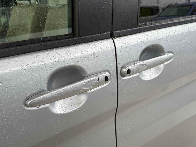 タント Ｘ　ＳＡＩＩ　ＥＴＣ　両側スライド・片側電動　クリアランスソナー　衝突被害軽減システム　オートライト　スマートキー　アイドリングストップ　電動格納ミラー　ベンチシート　ＣＶＴ　盗難防止システム　ＡＢＳ　ＥＳＣ　ＣＤ（33枚目）