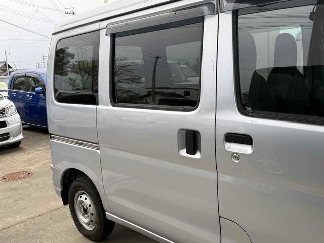 ハイゼットカーゴ AT 衝突被害軽減システム ドライブレコーダー ETC ナビ TV 両側スライドドア キーレスエントリー アイドリングストップ オートマチックハイビーム エアコン パワーステアリング(24枚目)